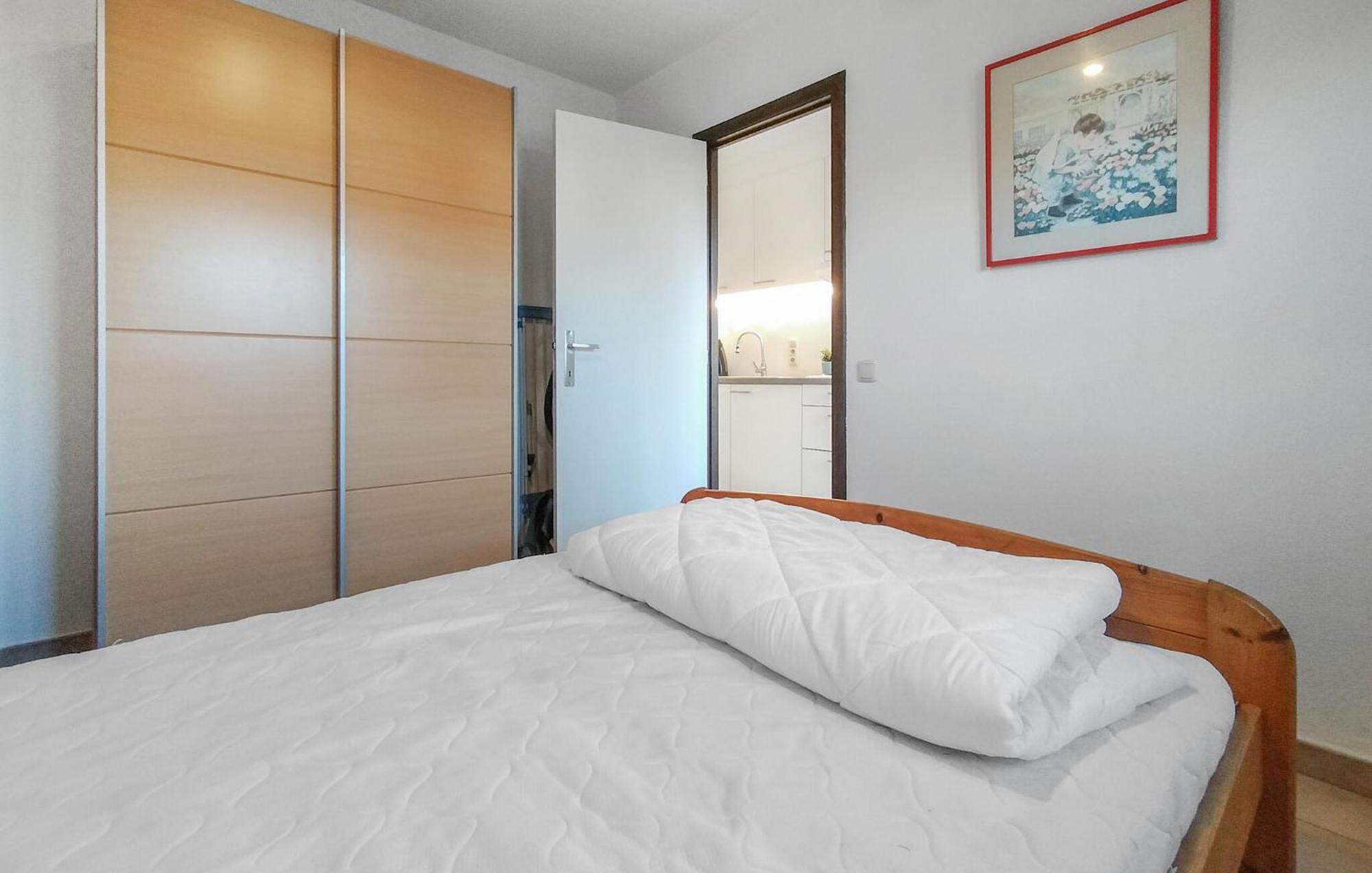 Beautiful Apartment In Bredene With Kitchen Luaran gambar