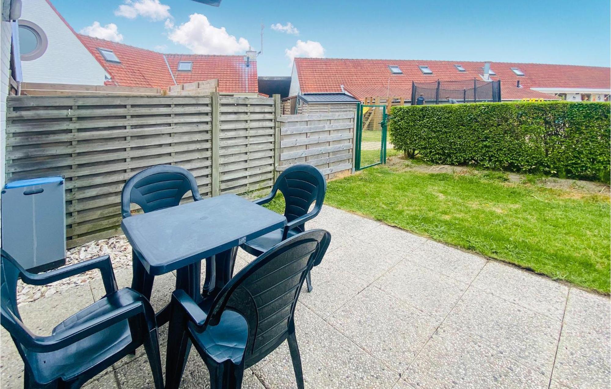 Beautiful Apartment In Bredene With Kitchen Luaran gambar