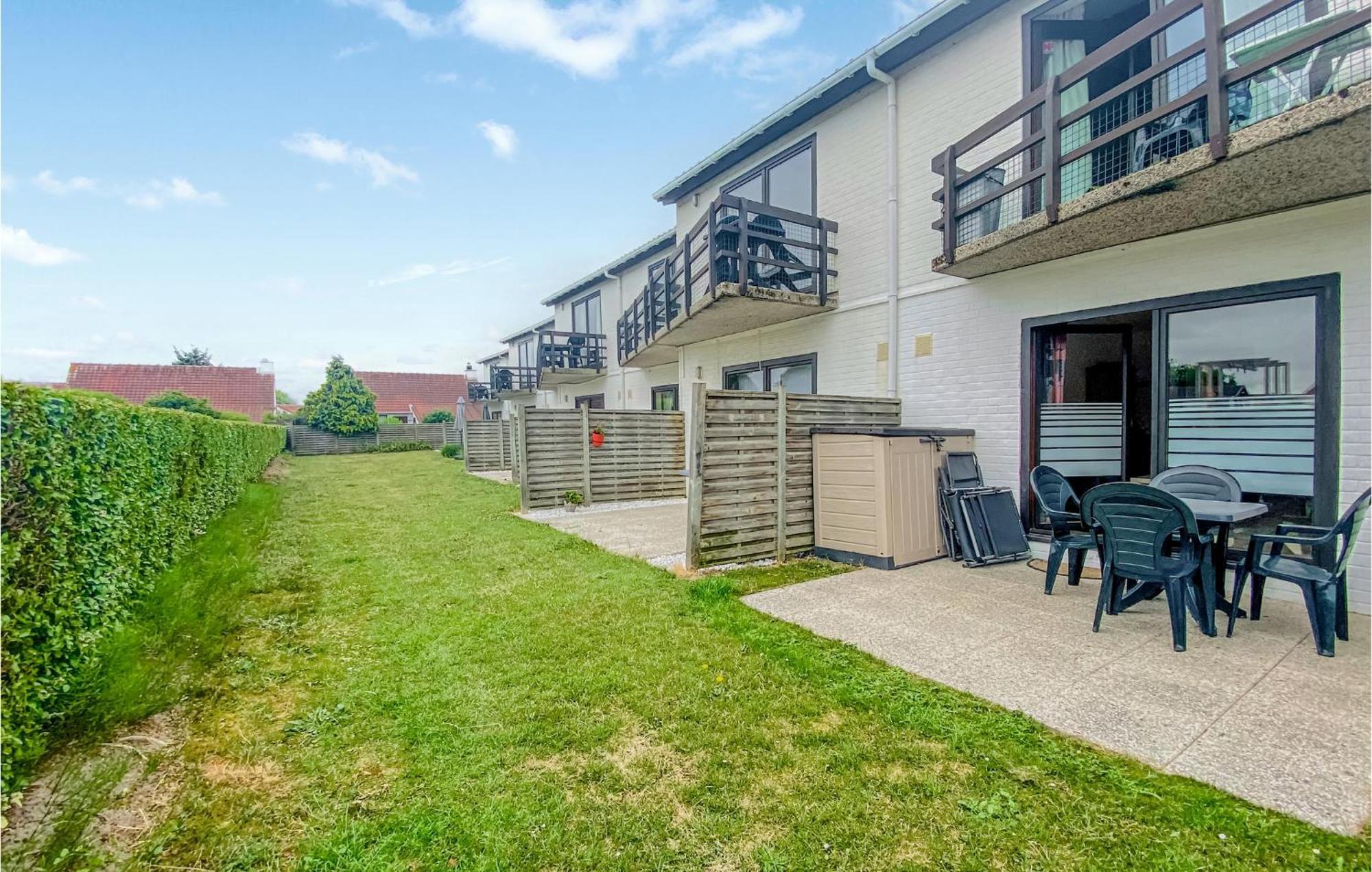 Beautiful Apartment In Bredene With Kitchen Luaran gambar